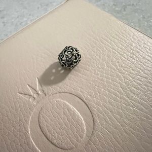 Pandora openwork flower charm